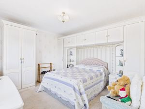Ground floor master bedroom- click for photo gallery